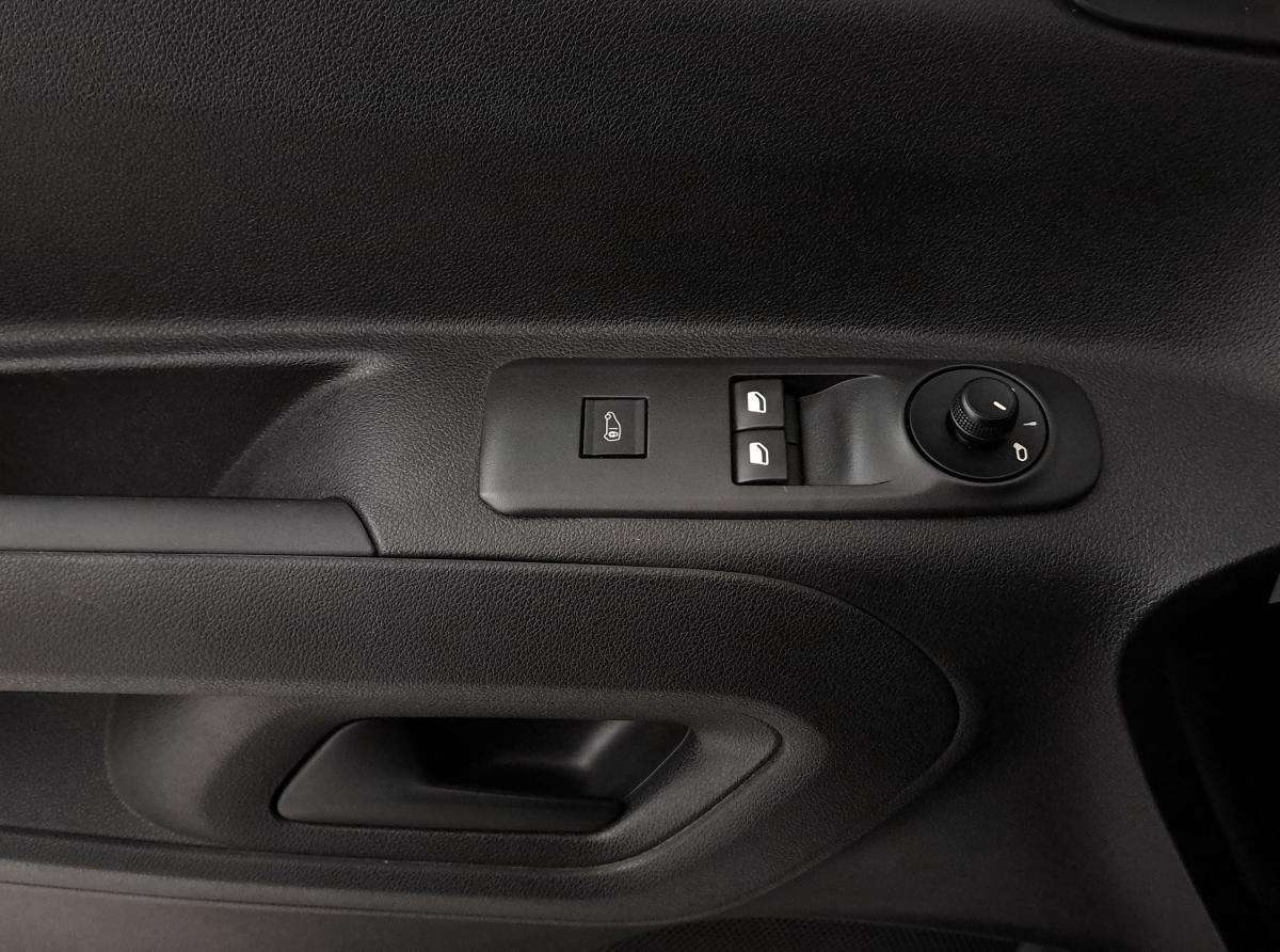citroen-berlingo-2024-diesel-1499cc