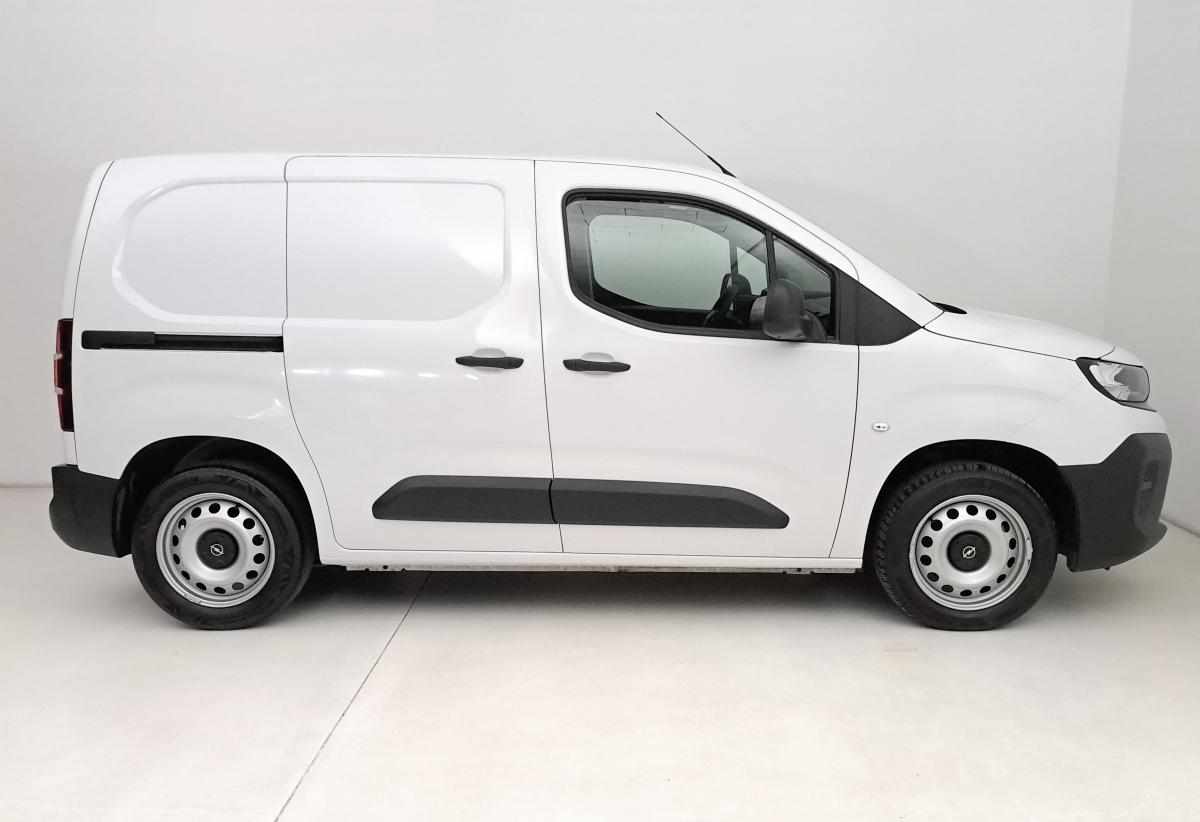 opel-combo-van-2025-diesel-1499cc
