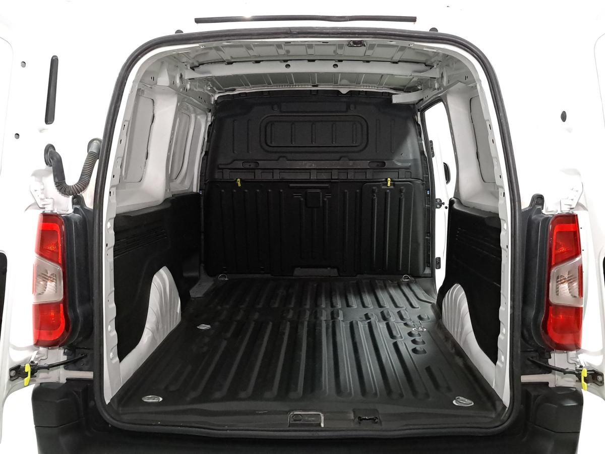 citroen-berlingo-2024-diesel-1499cc