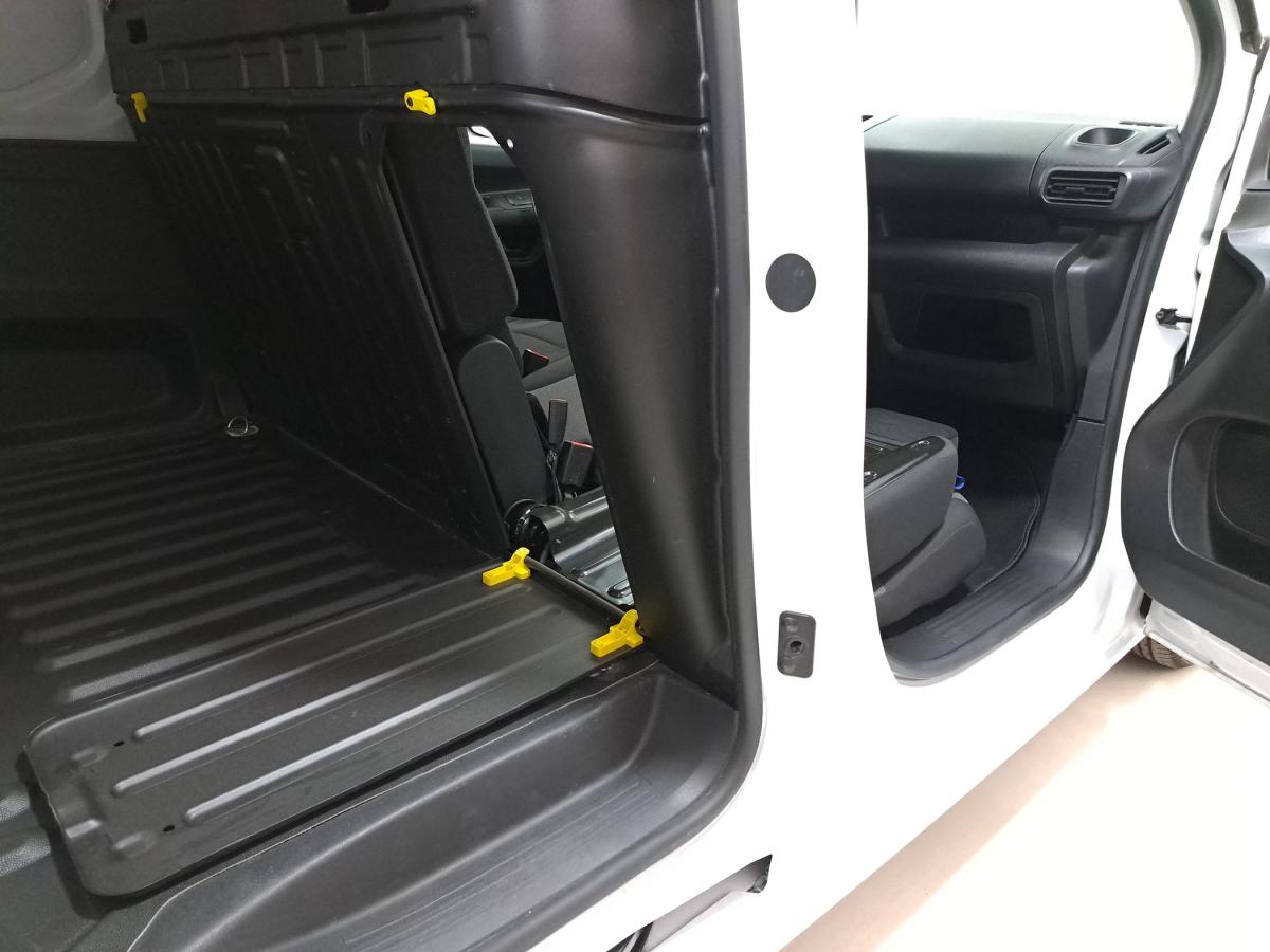 peugeot-partner-2025-diesel-1499cc