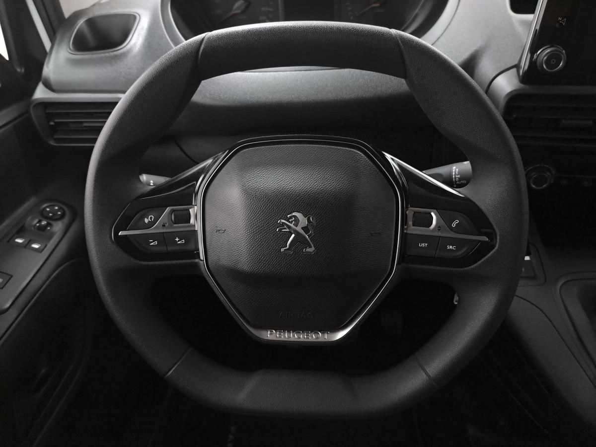 peugeot-partner-2025-diesel-1499cc