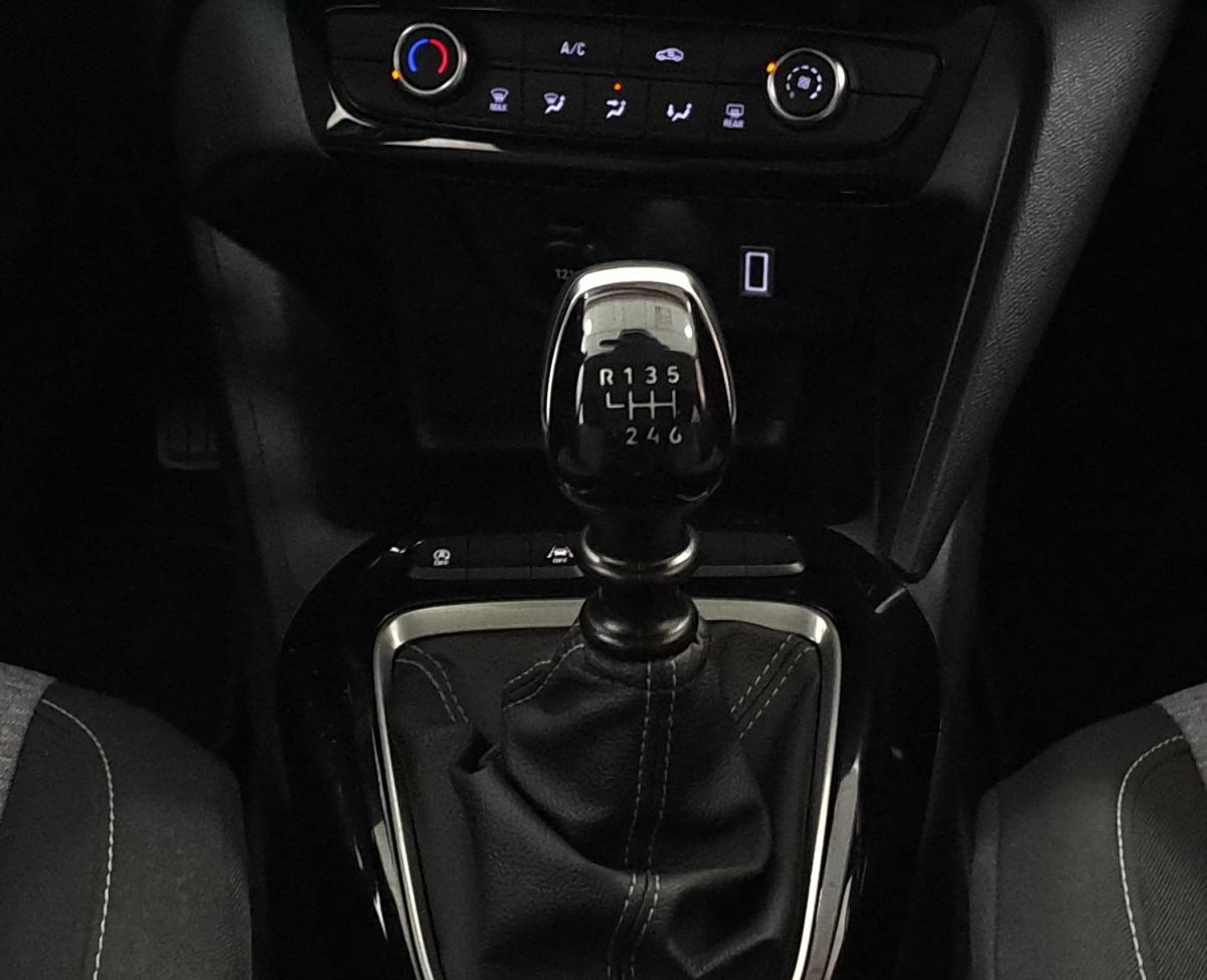 opel-corsa-2025-gasolina-1199cc