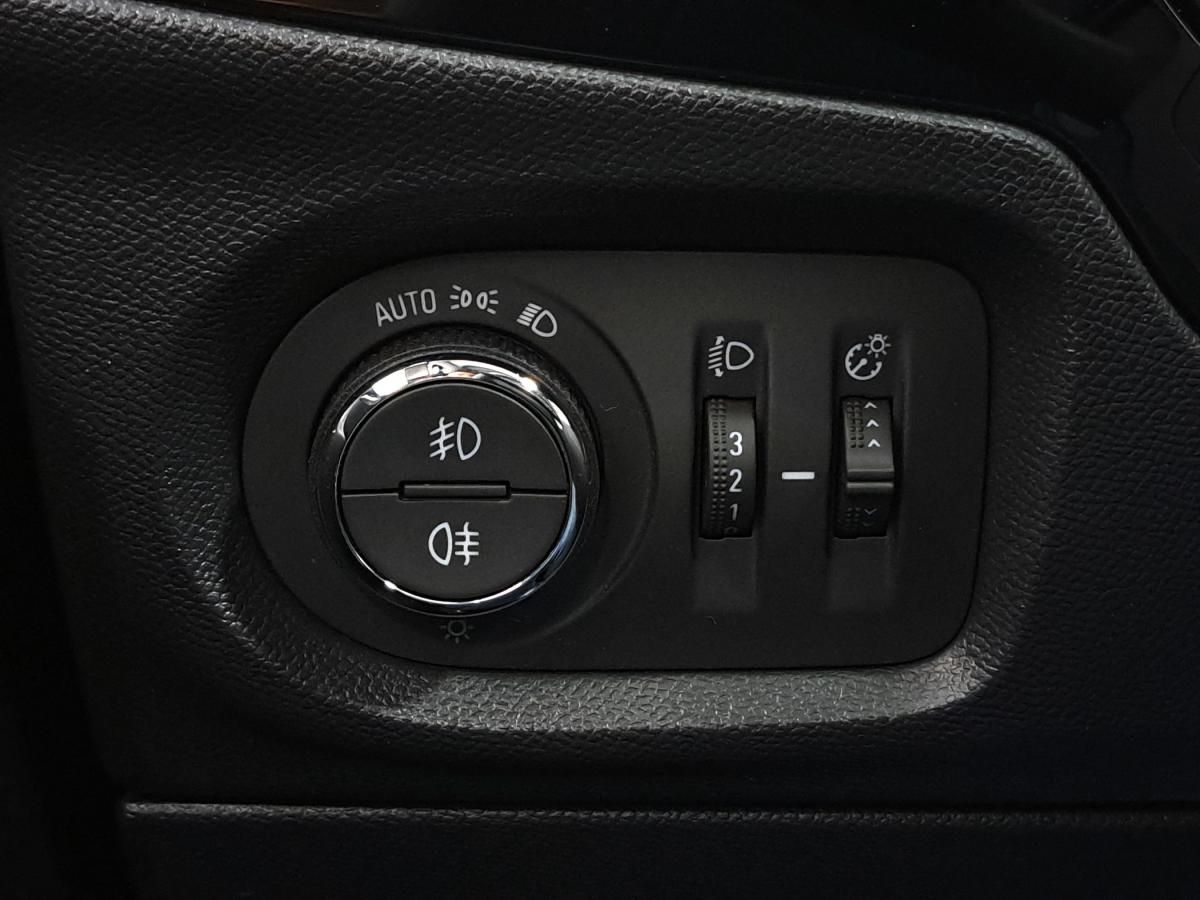 opel-corsa-2025-gasolina-1199cc