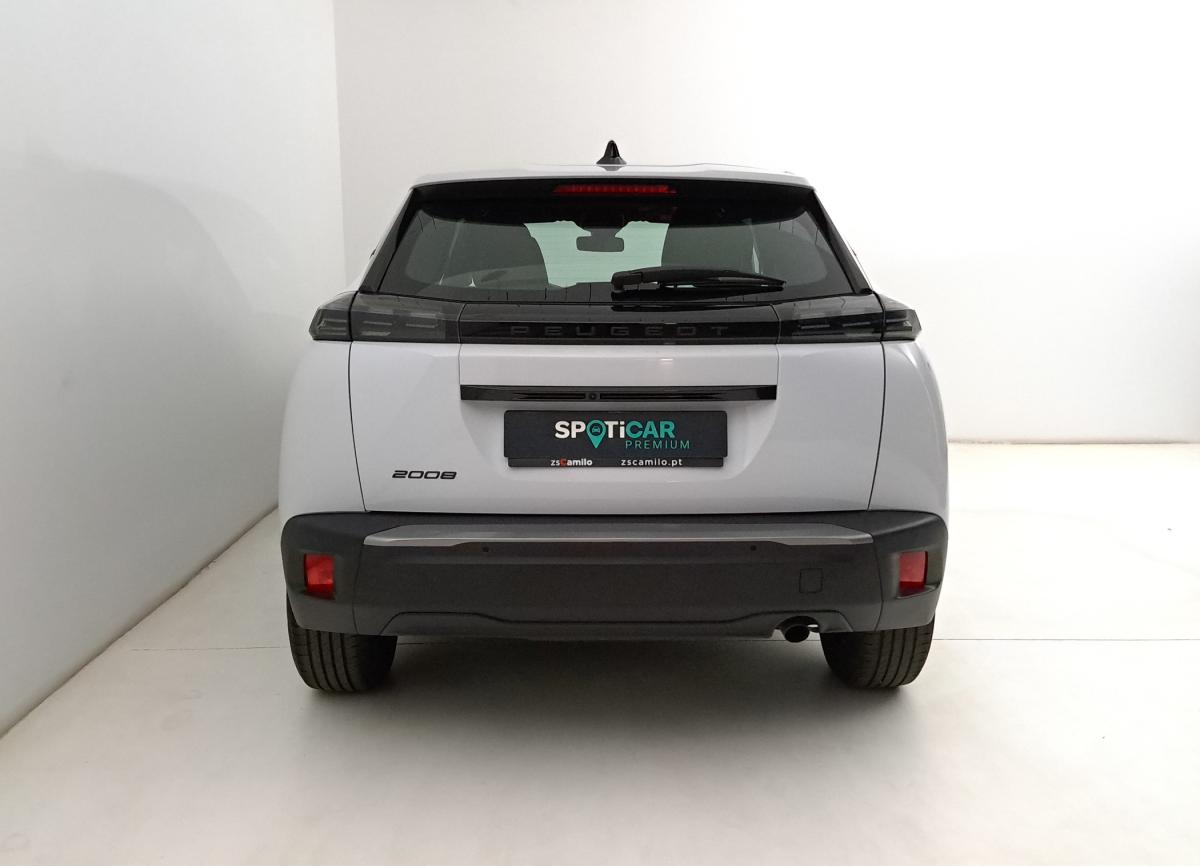 peugeot-2008-2024-gasolina-1199cc
