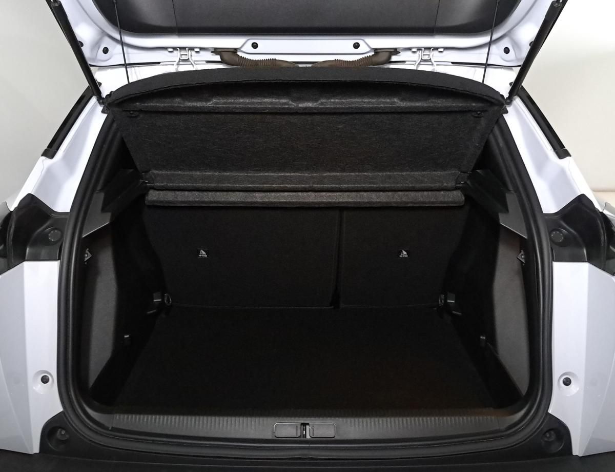 peugeot-2008-2024-gasolina-1199cc