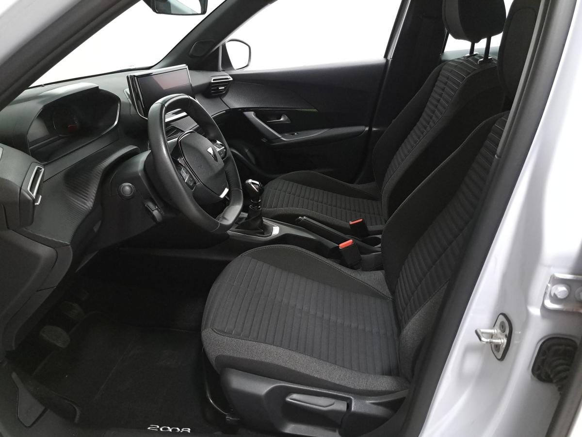 peugeot-2008-2024-gasolina-1199cc