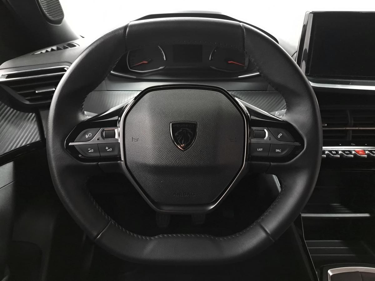 peugeot-2008-2024-gasolina-1199cc