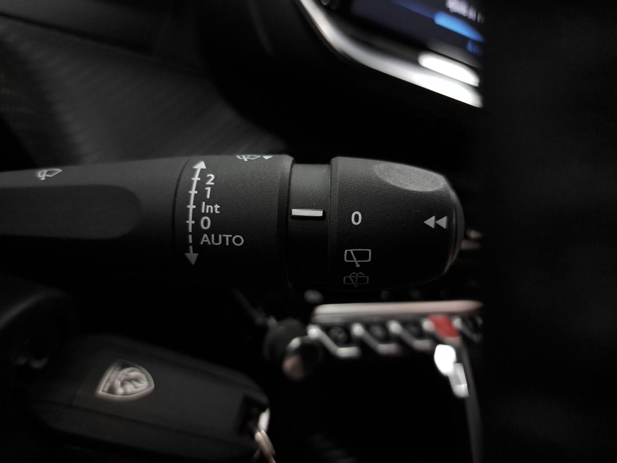 peugeot-2008-2024-gasolina-1199cc