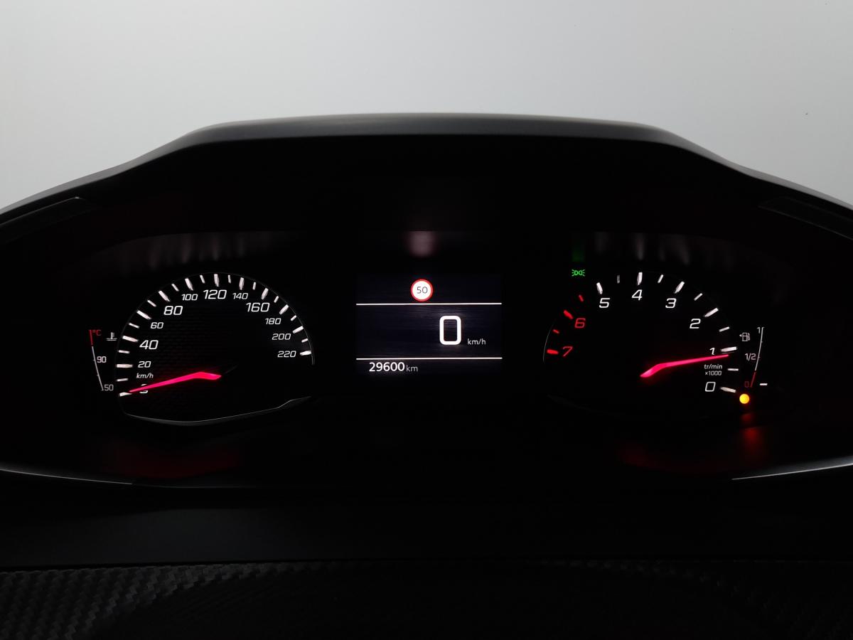 peugeot-2008-2024-gasolina-1199cc