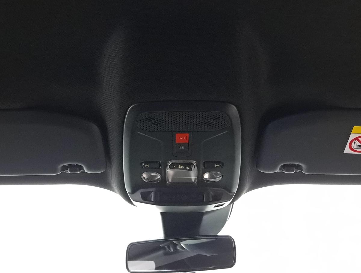 peugeot-2008-2024-gasolina-1199cc