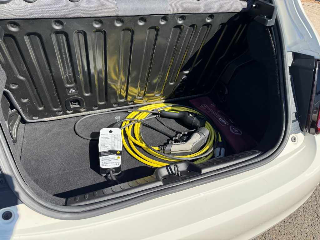 fiat-500-42-kwh-2022-eletrico