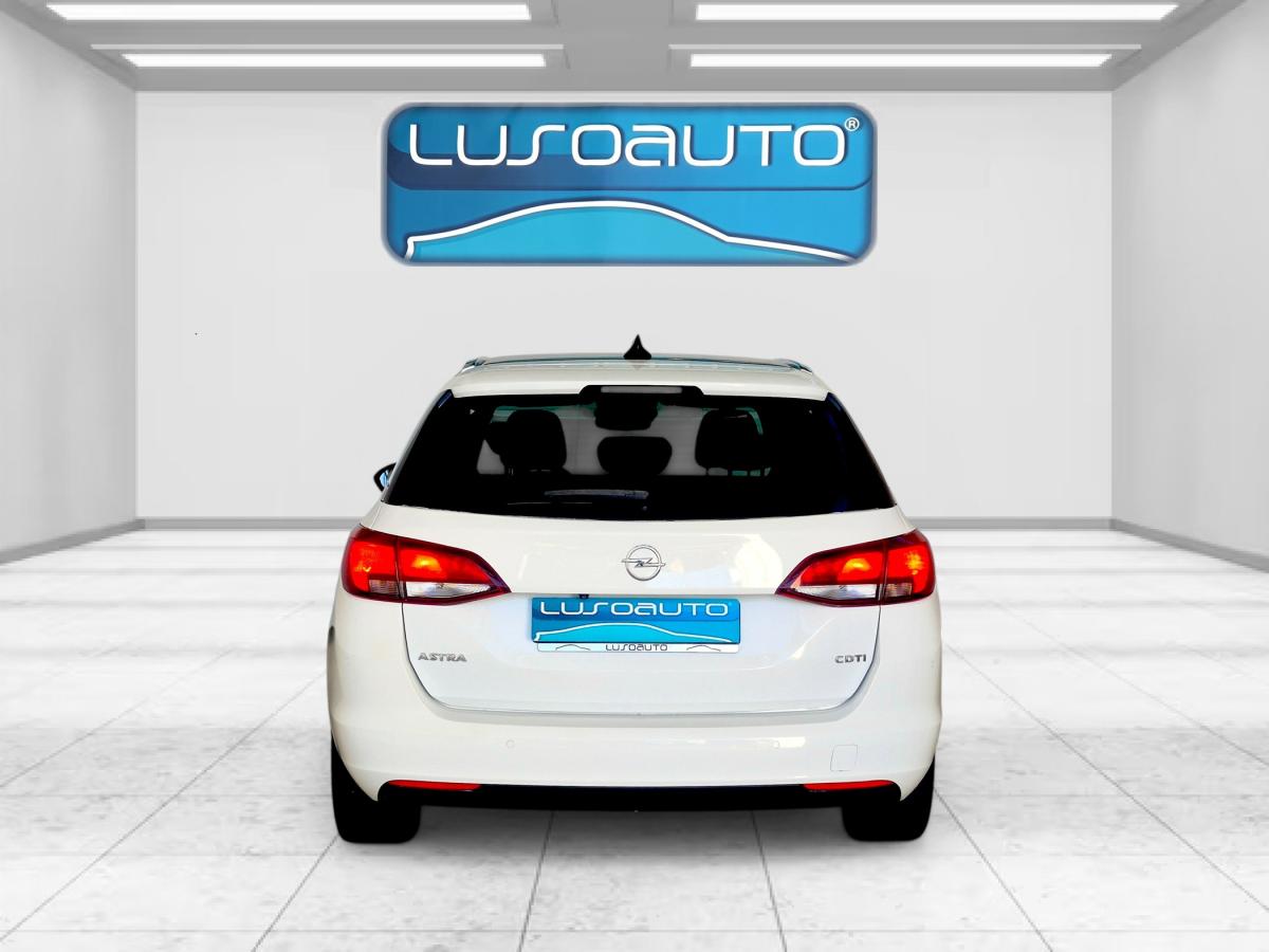 opel-astra-sport-tourer-2018-diesel-1598cc