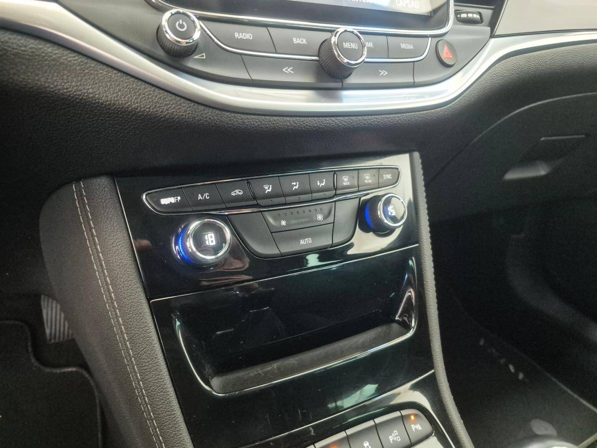 opel-astra-sport-tourer-2018-diesel-1598cc