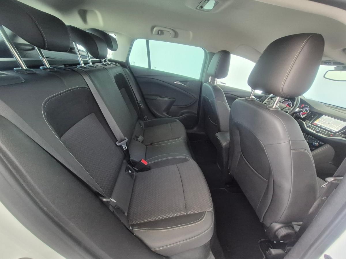 opel-astra-sport-tourer-2018-diesel-1598cc