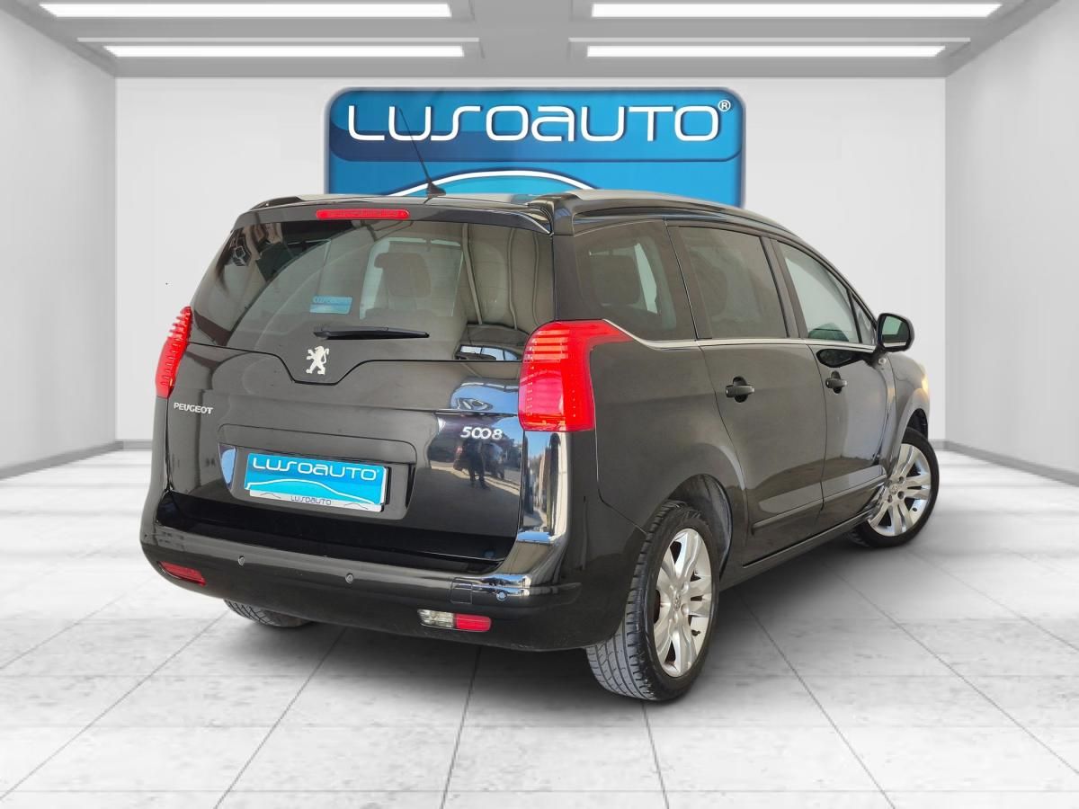 peugeot-5008-2010-diesel-1560cc