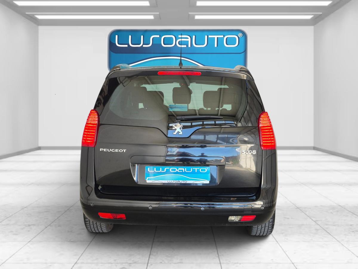 peugeot-5008-2010-diesel-1560cc