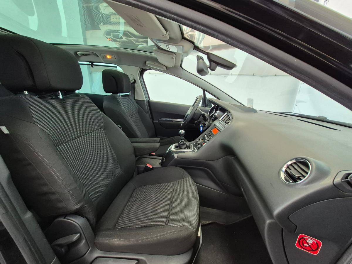 peugeot-5008-2010-diesel-1560cc