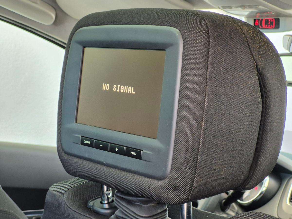peugeot-5008-2010-diesel-1560cc
