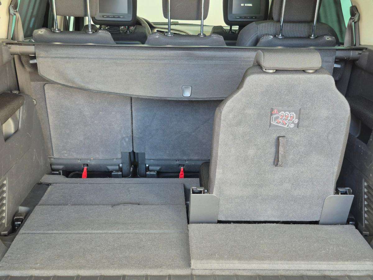 peugeot-5008-2010-diesel-1560cc