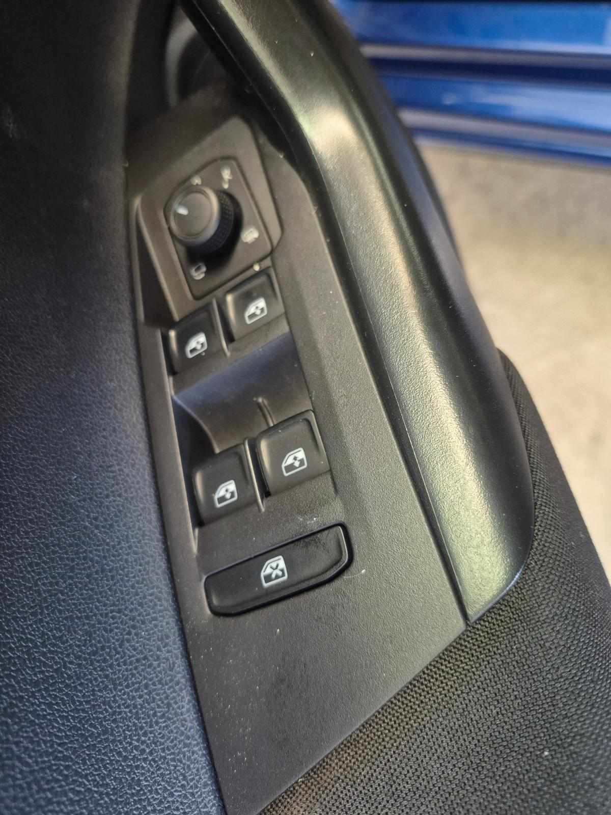 volkswagen-polo-2024-gasolina-999cc