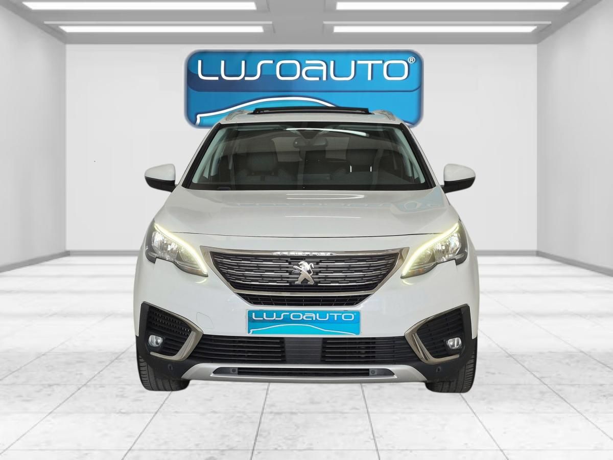 peugeot-5008-2018-diesel-1499cc
