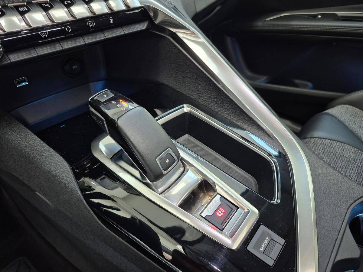 peugeot-5008-2018-diesel-1499cc