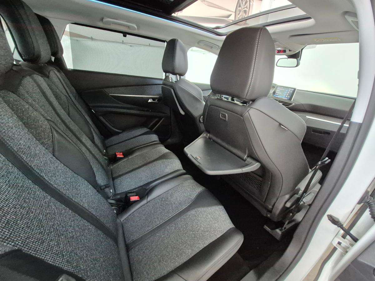 peugeot-5008-2018-diesel-1499cc
