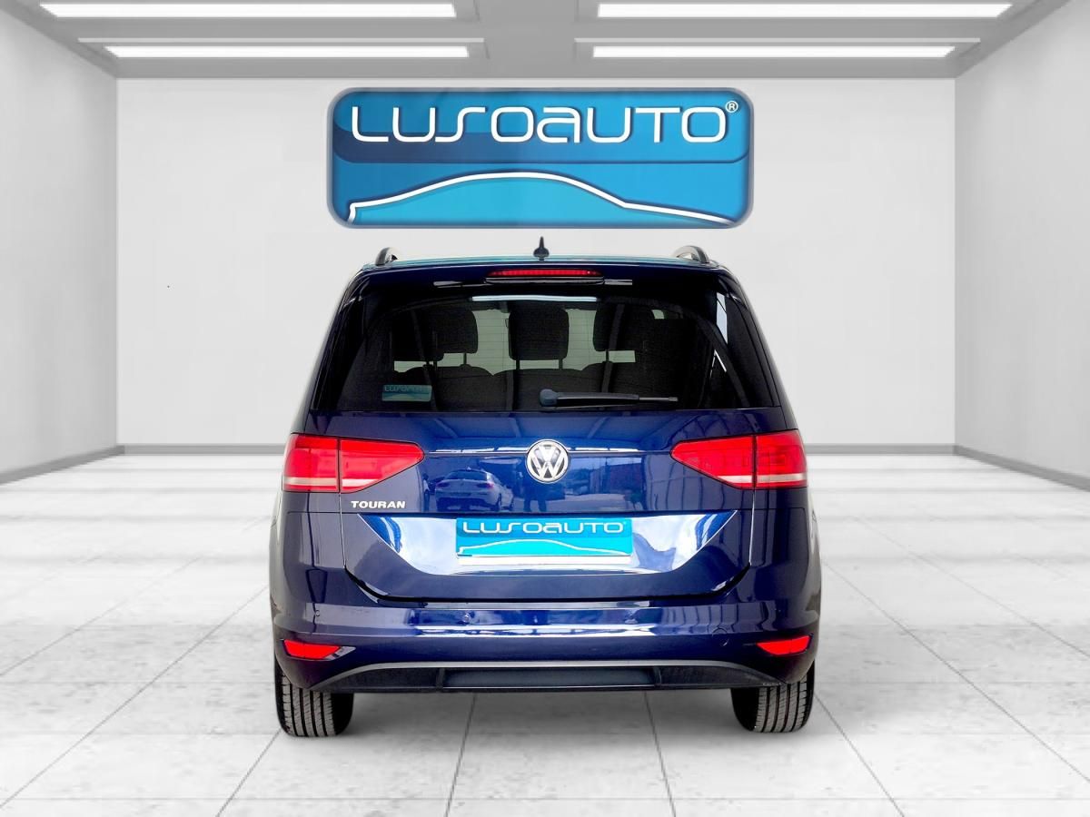 volkswagen-touran-2020-diesel-1968cc