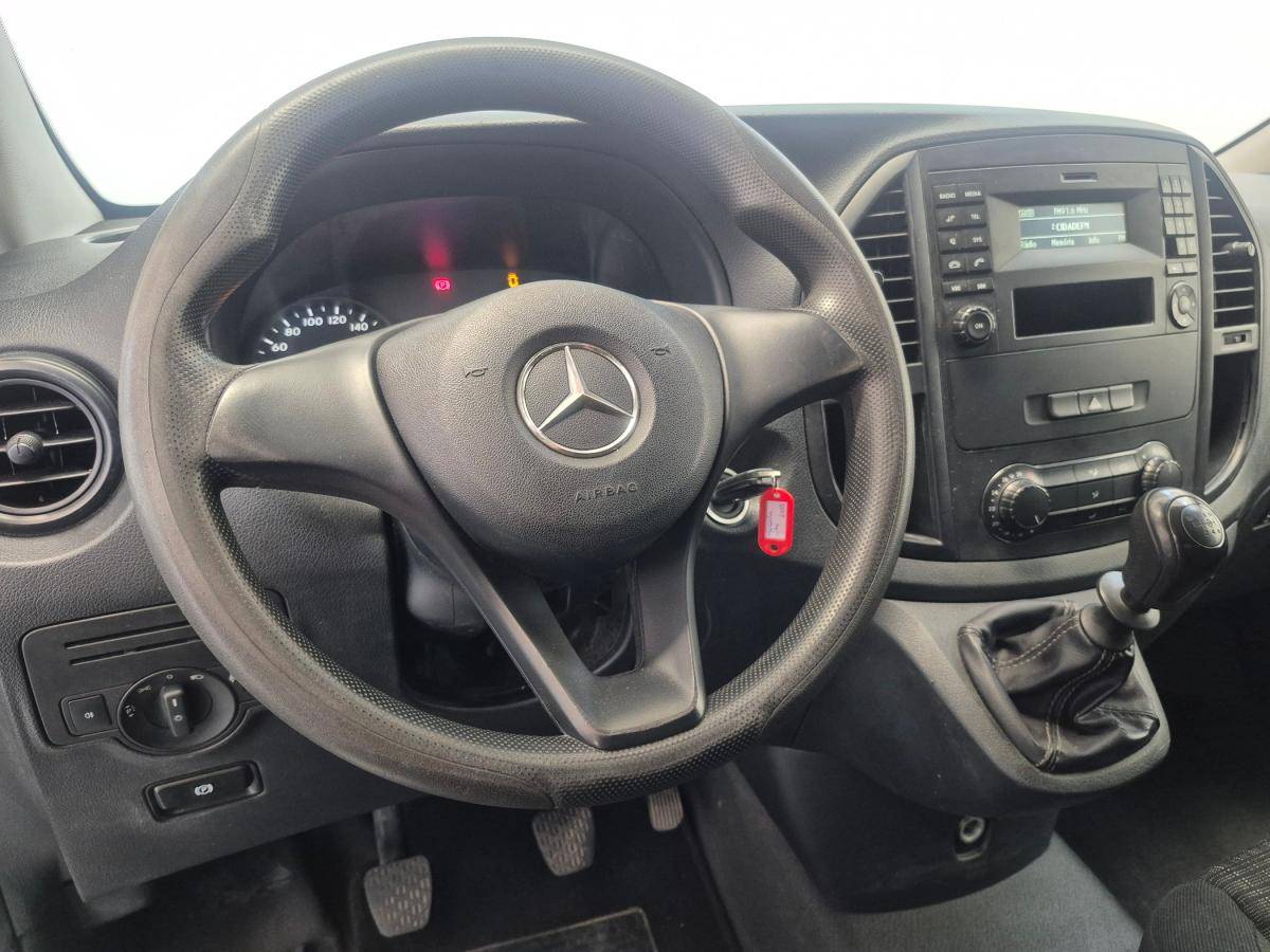 mercedes-benz-vito-2019-diesel-1598cc