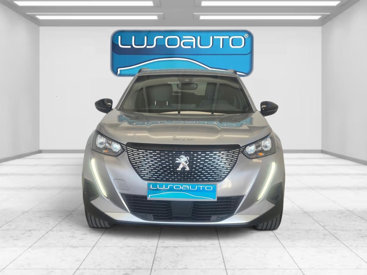 peugeot-2008-2023-gasolina-1199cc