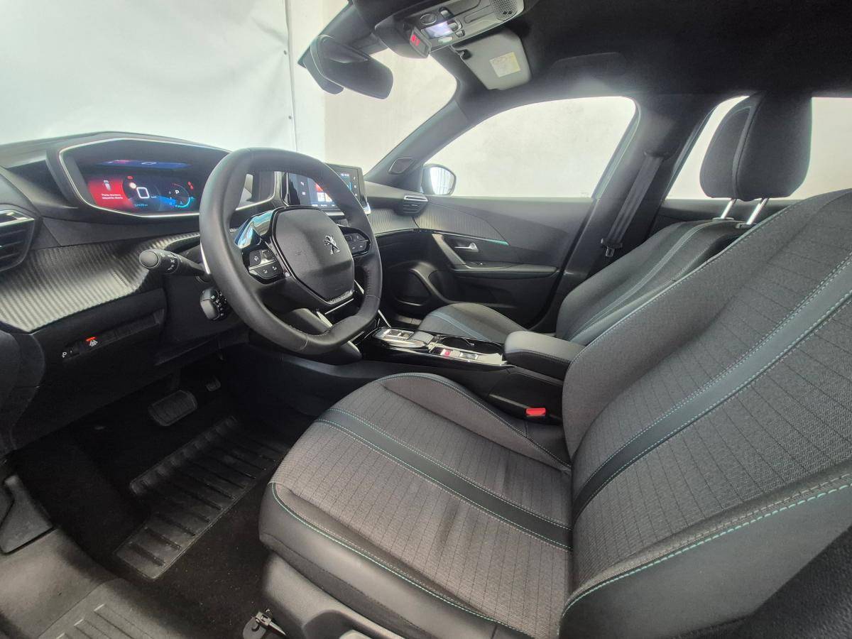 peugeot-2008-2023-gasolina-1199cc