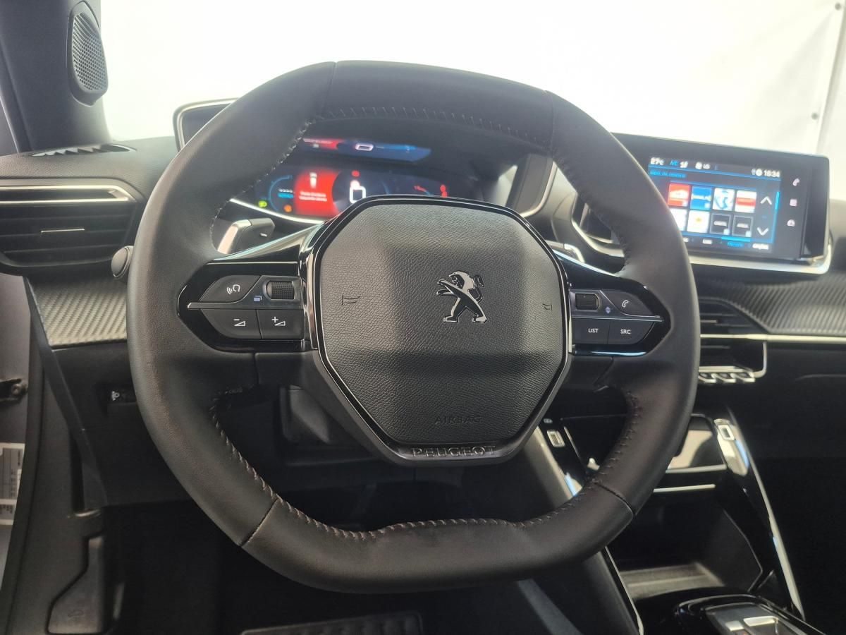 peugeot-2008-2023-gasolina-1199cc