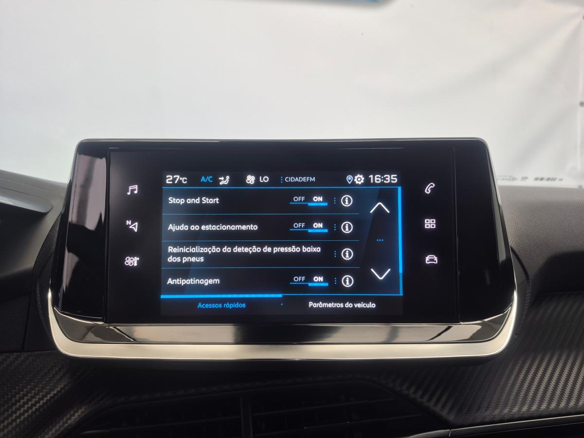 peugeot-2008-2023-gasolina-1199cc