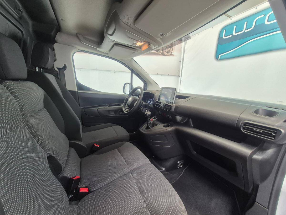 fiat-doblo-2023-diesel-1499cc