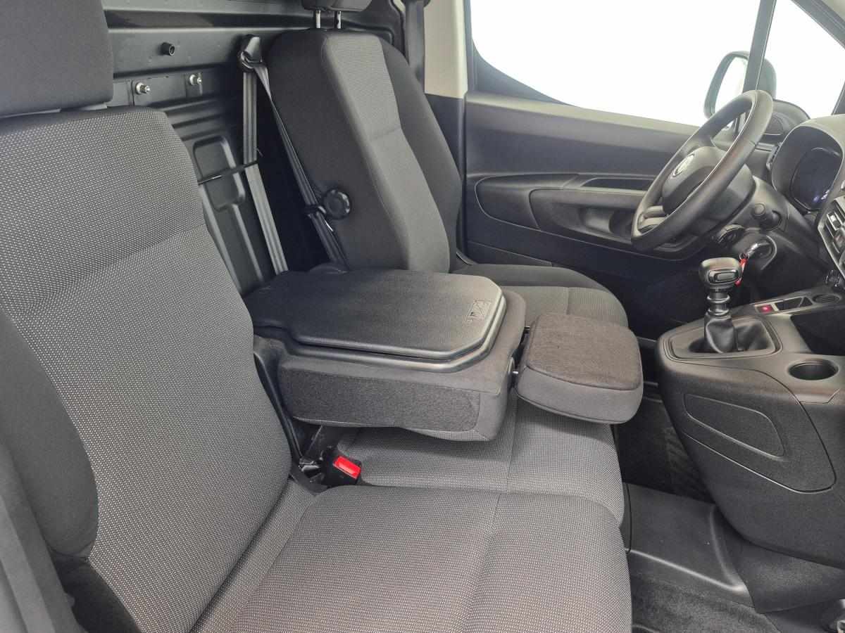 fiat-doblo-2023-diesel-1499cc