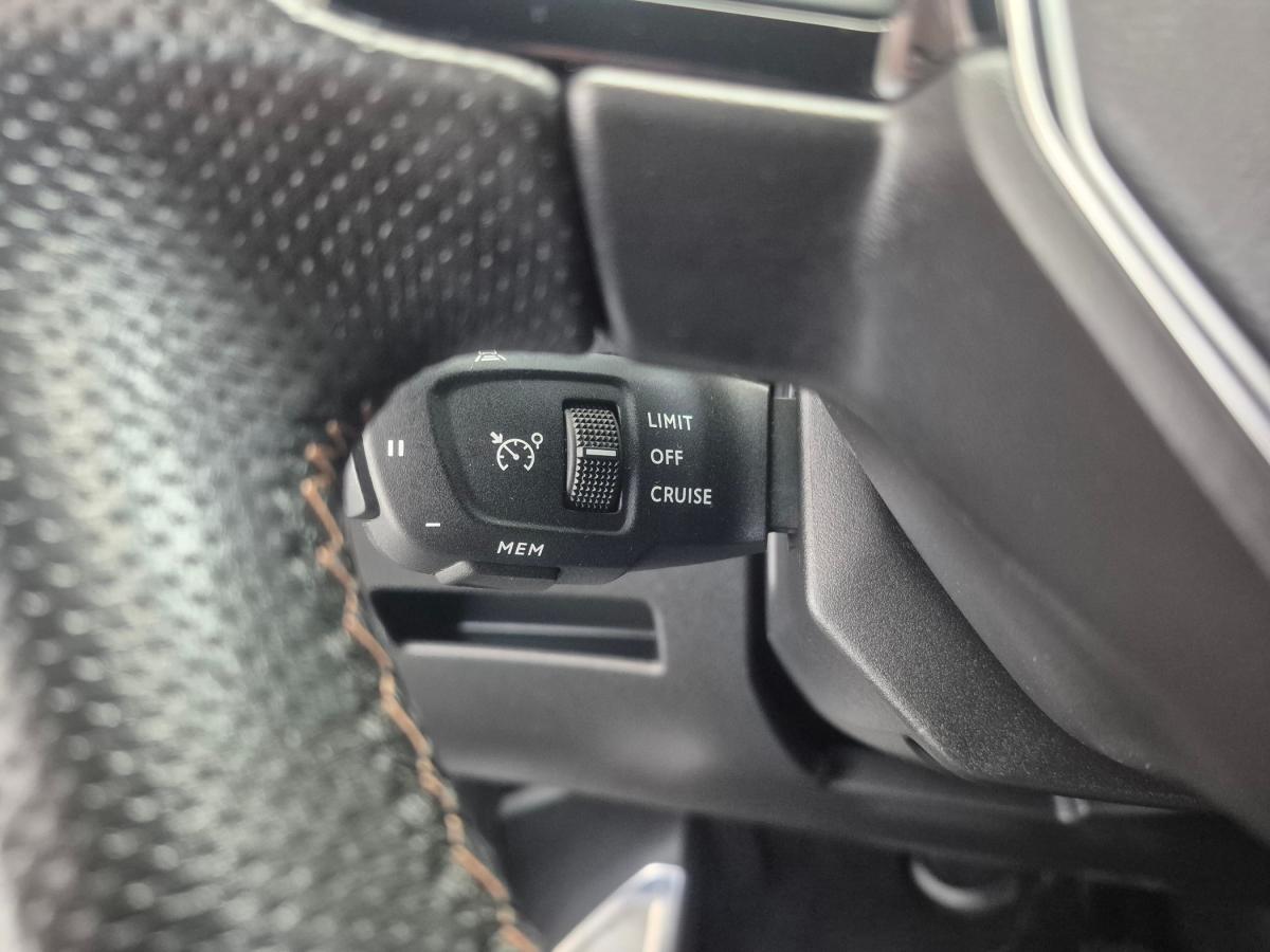 peugeot-3008-2021-diesel-1499cc