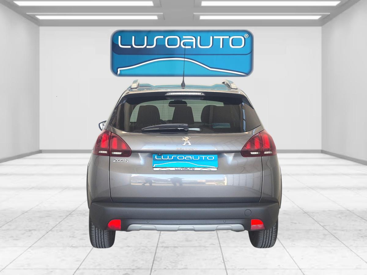 peugeot-2008-2018-gasolina-1199cc