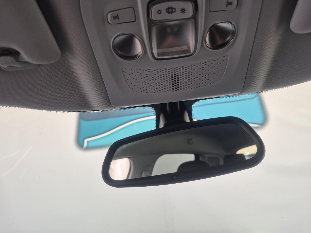 peugeot-2008-2018-gasolina-1199cc