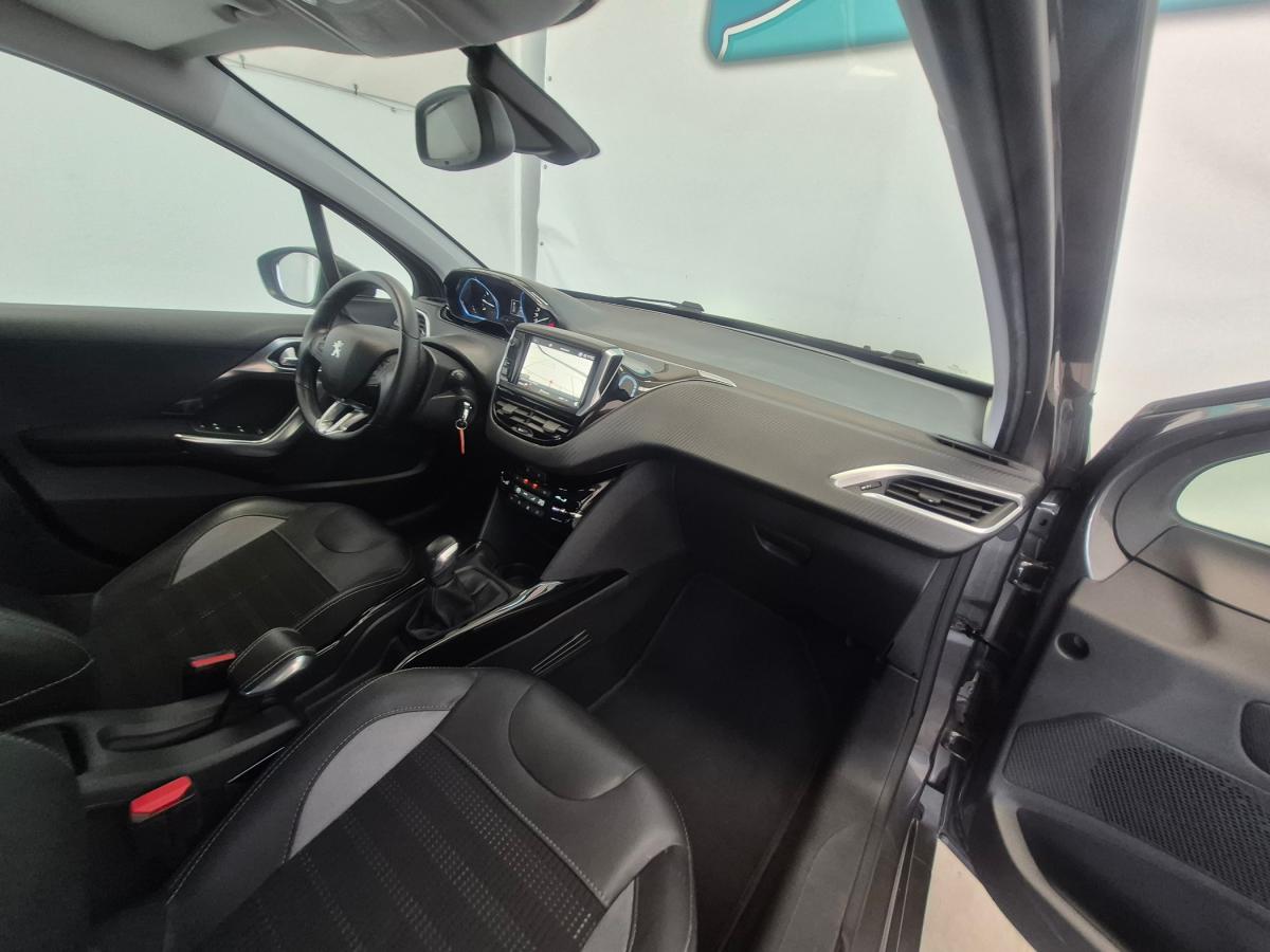 peugeot-2008-2018-gasolina-1199cc