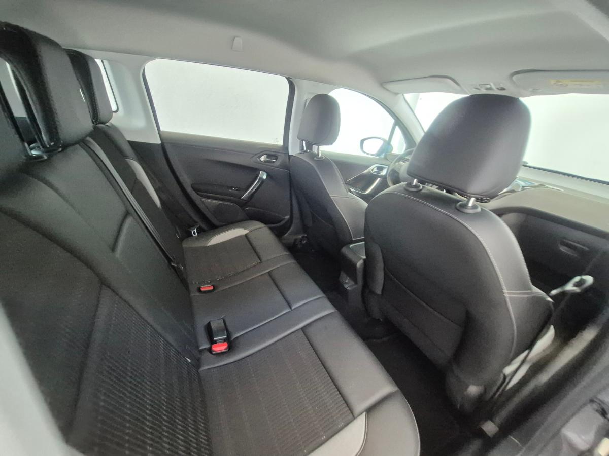 peugeot-2008-2018-gasolina-1199cc