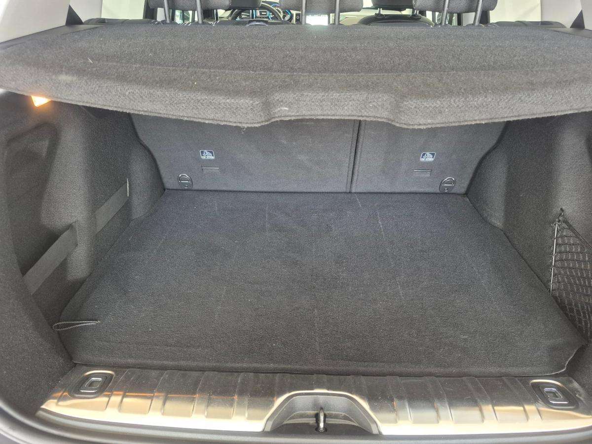 peugeot-2008-2018-gasolina-1199cc