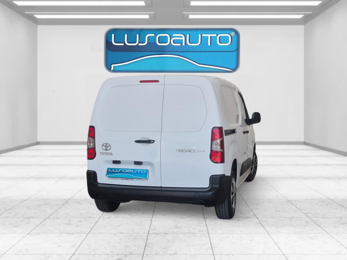 toyota-proace-city-2021-diesel-1499cc