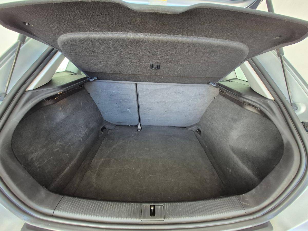 audi-a3-sportback-2012-diesel-1598cc