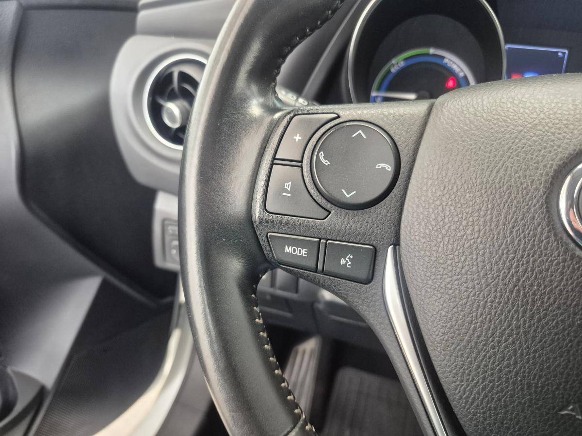 toyota-auris-touring-sports-2018-hibrido-a-gasolina-1798cc
