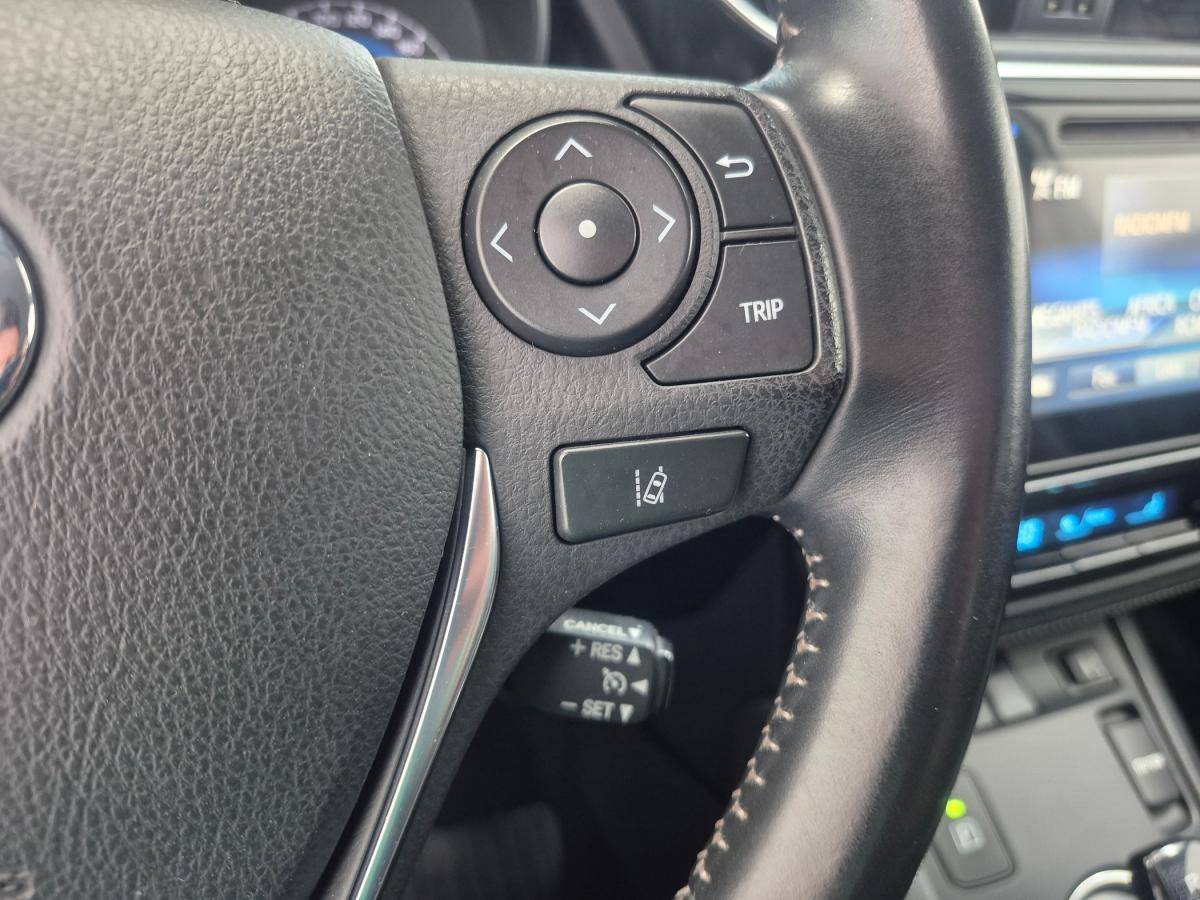 toyota-auris-touring-sports-2018-hibrido-a-gasolina-1798cc