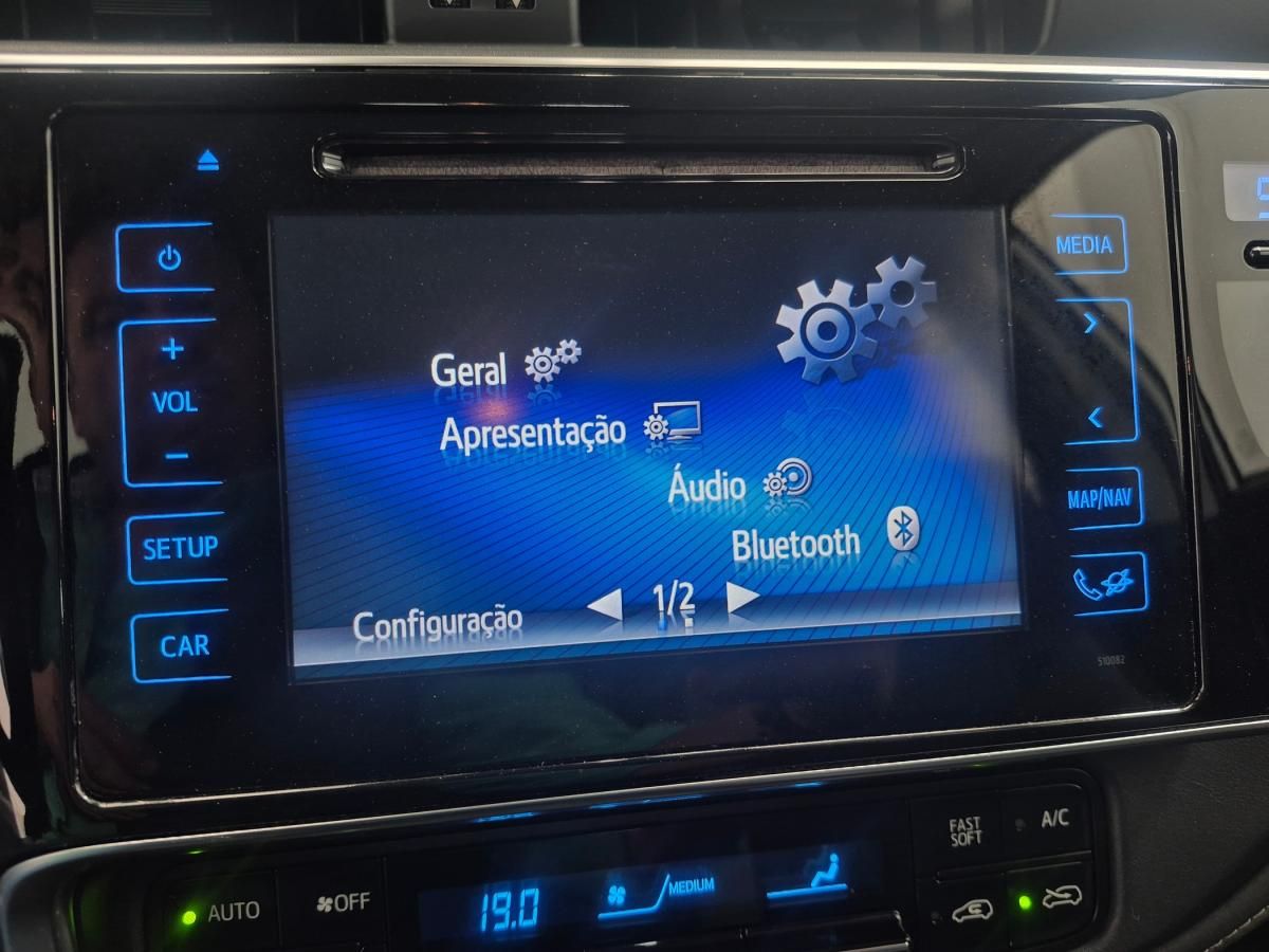 toyota-auris-touring-sports-2018-hibrido-a-gasolina-1798cc