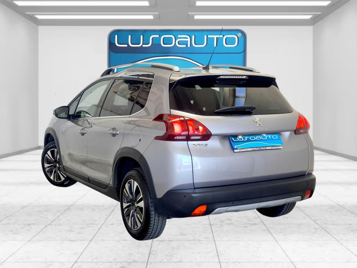 peugeot-2008-2018-gasolina-1199cc