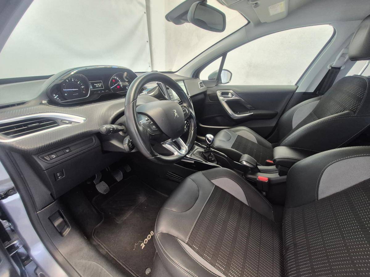 peugeot-2008-2018-gasolina-1199cc