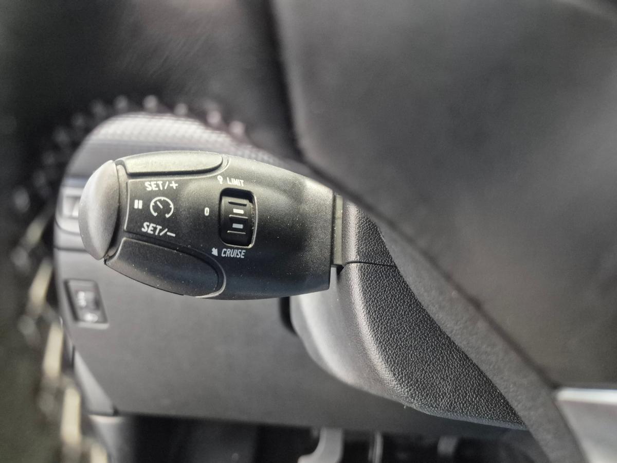 peugeot-2008-2018-gasolina-1199cc