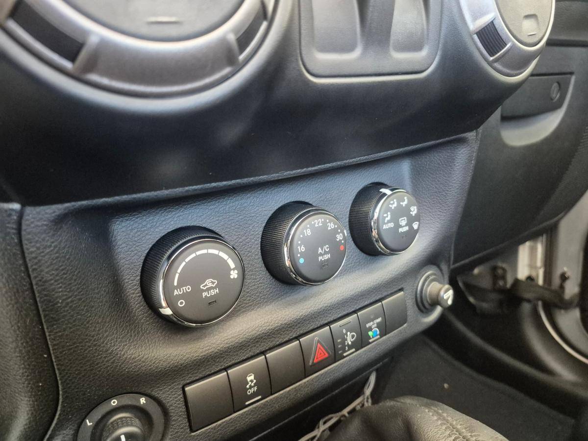 jeep-wrangler-2015-diesel-2777cc